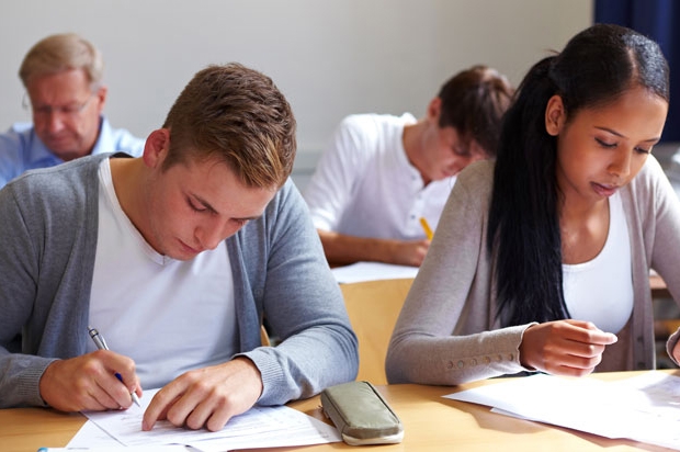 ¡Queremos que sigas estudiando con nosotros!